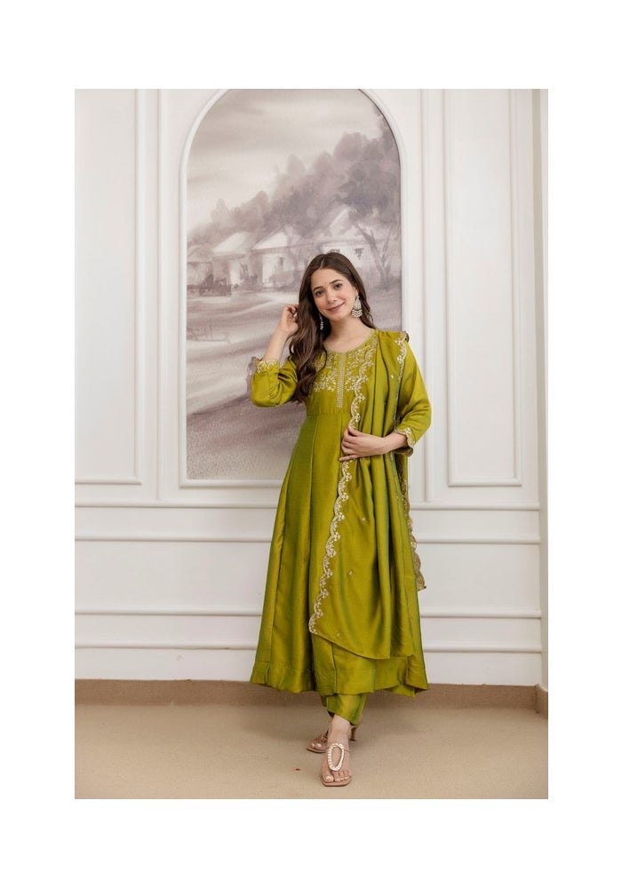 Malishka Export Embroidered Anarkali Kurta Pant Set for Women - Image 4